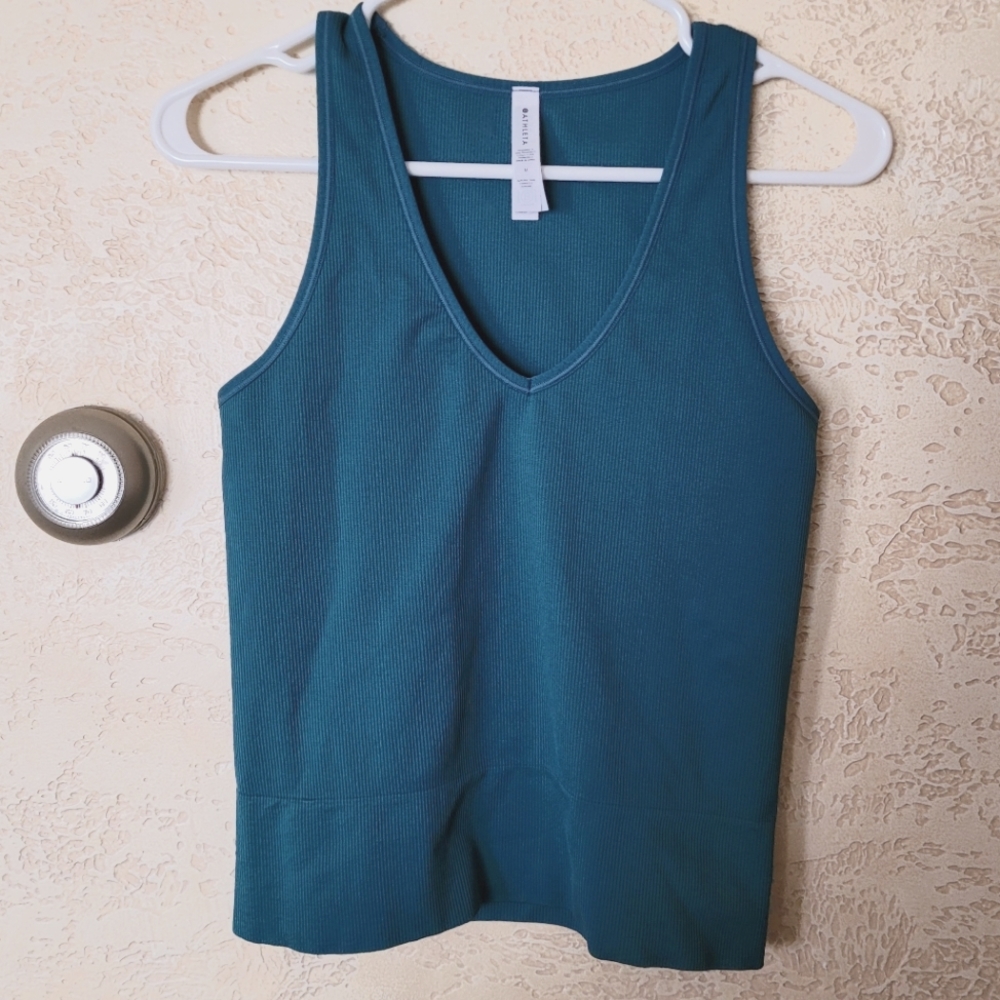 ATHLETA MEDIUM RIBBED TURQUOISE TANK